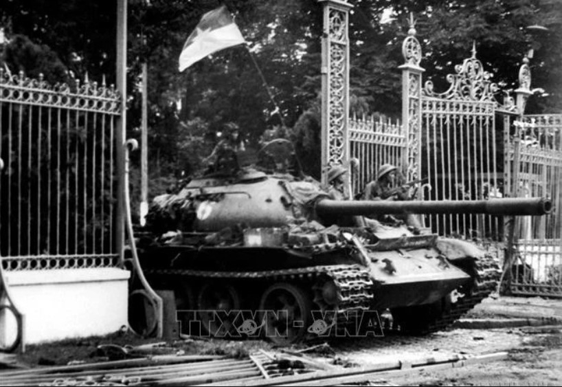 April 30 victory praised as triumph of solidarity, revolutionary heroism under CPV's leadership